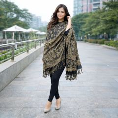 Ladies Winter Shawl