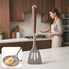 Silicone Turner