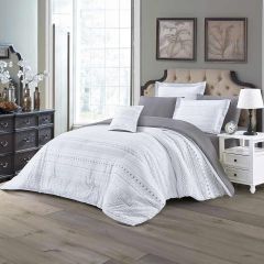 Comforter Set: 1x Comforter 240x260cm 1x Fitted Sheet 200x200cm 1x Pillow Sham 50x75cm 2x Pillow Case 50x75cm 2x Cushion 45x45cm