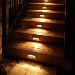 Step Light (70 x 70)