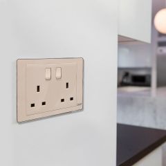 Switch Dble Socket13A 250V 10Y