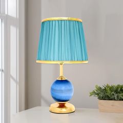 إضاءة الطاولة