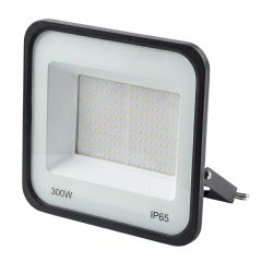 Higher Range Flood Light